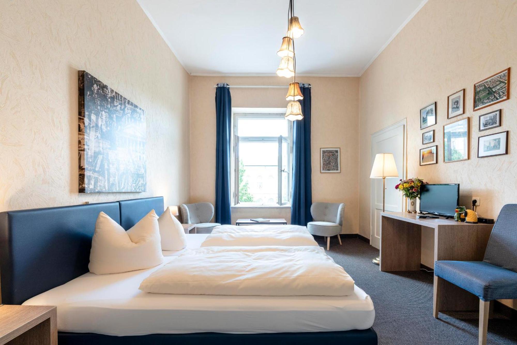 Hotel-Pension Am Siegestor 뮌헨 외부 사진